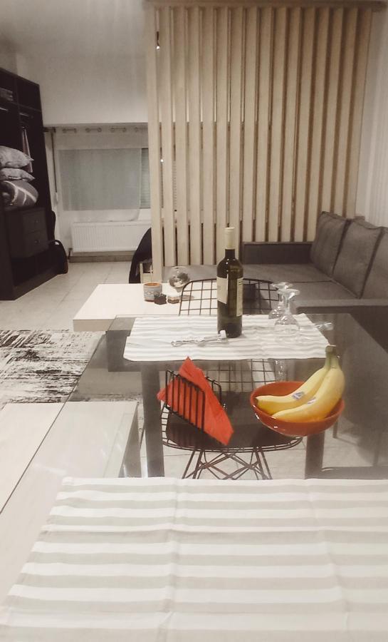 Sofia'S Getaway Apartment Thessaloníki Ngoại thất bức ảnh